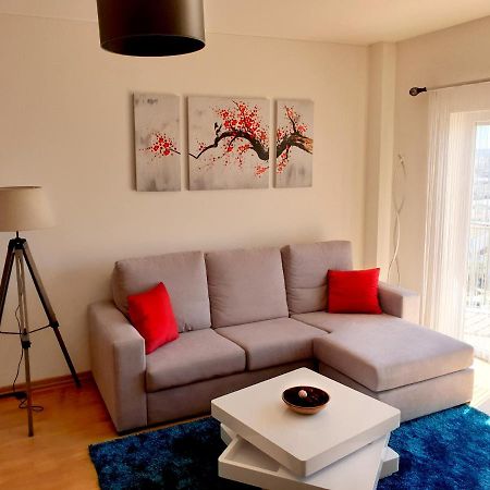 Gorgeous Apartment In Portimao Luaran gambar