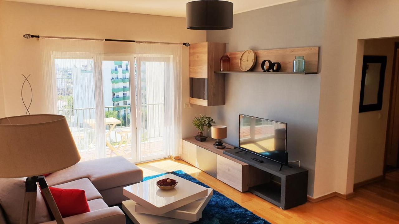 Gorgeous Apartment In Portimao Luaran gambar